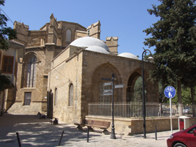 Mahmud Paşa Kütüphanesi 