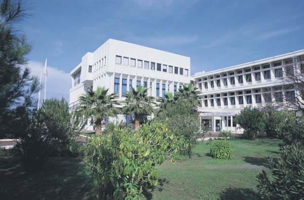 Lefke Avrupa Üniversitesi 